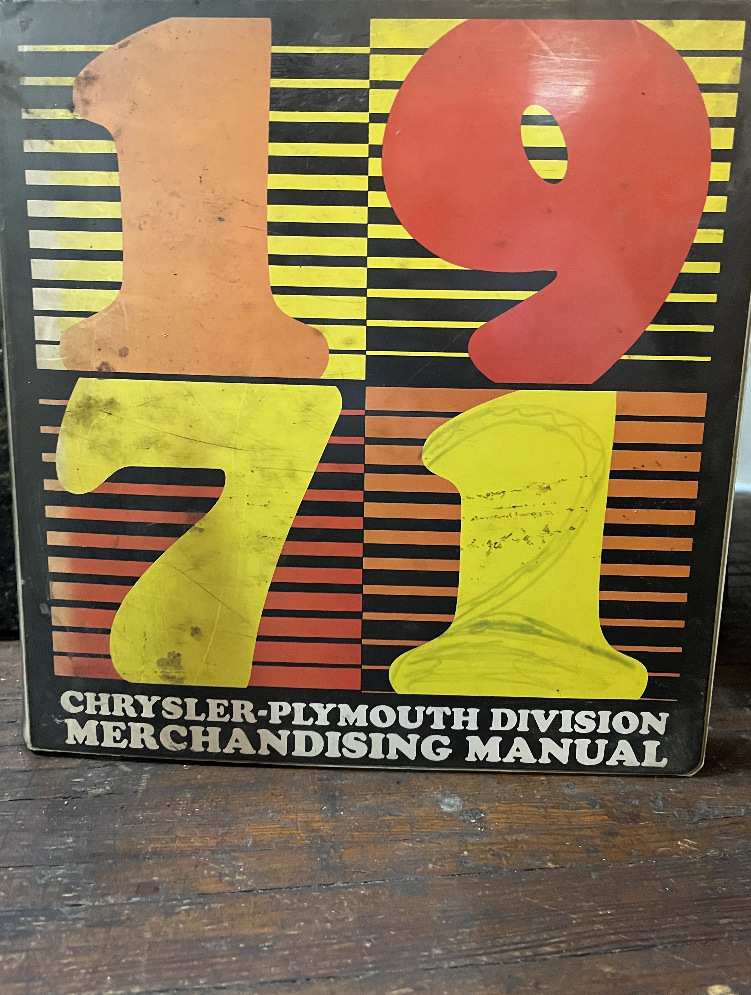 1971 Chrysler-Plymouth Division Merchandising Manual