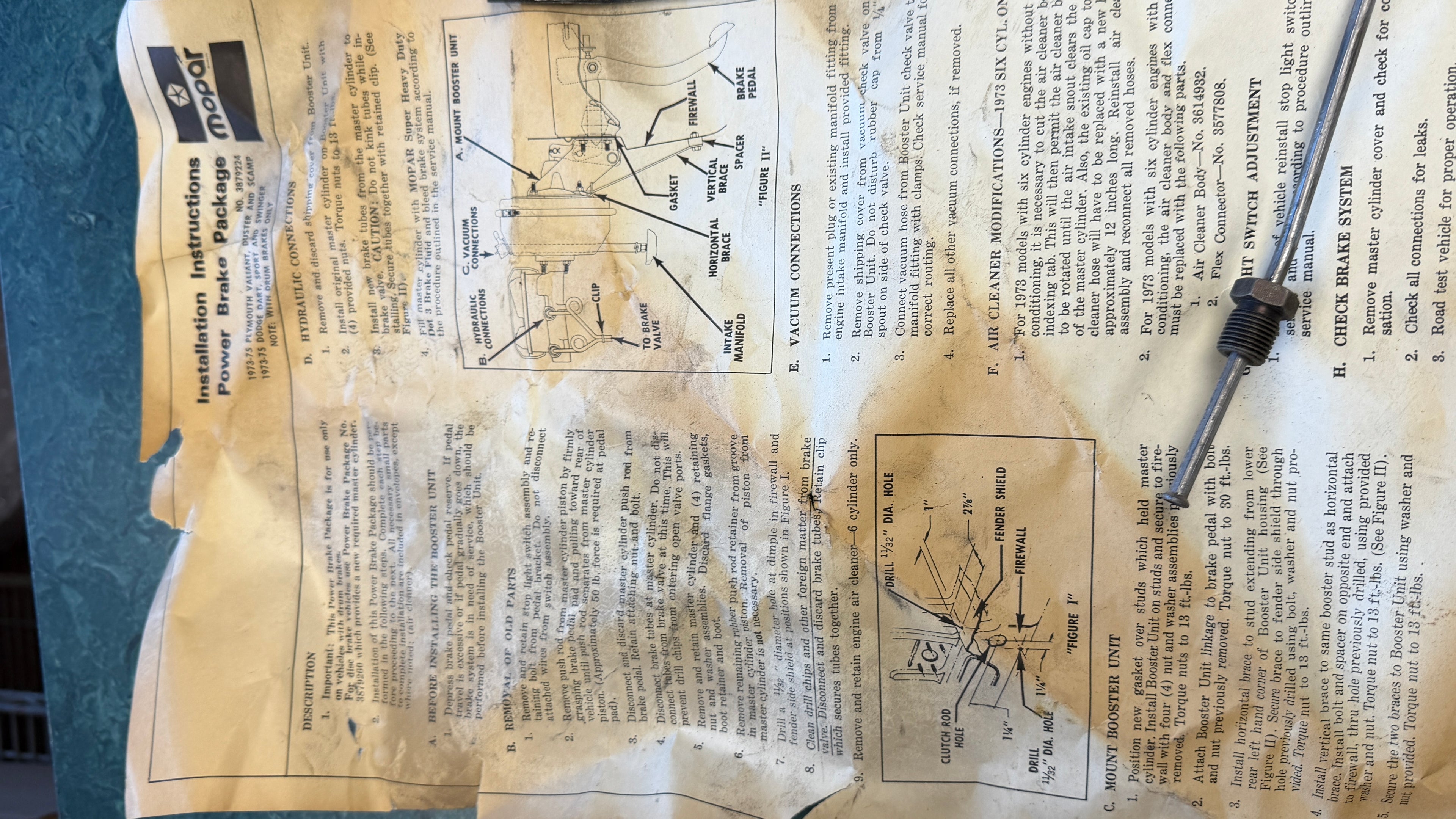 NOS 3879224, 73-75 Dart, Duster, Valiant, Scamp power brake booster ( Midland Ross)