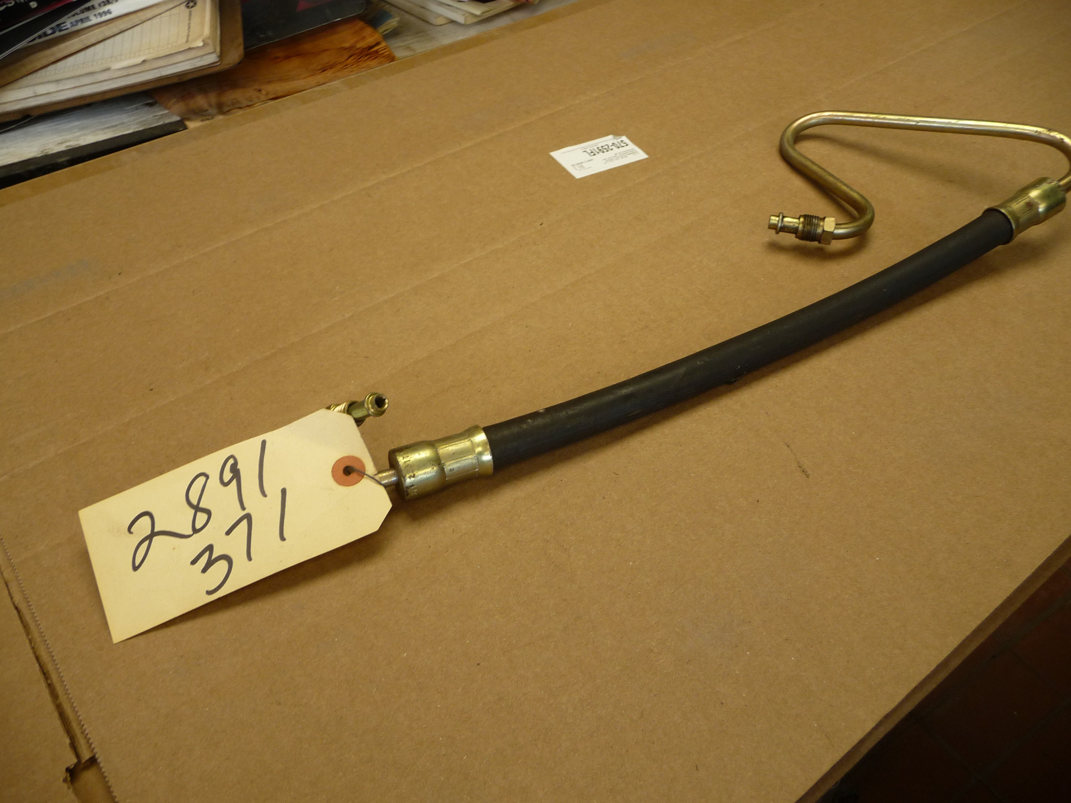 Power steering pressure hose, 318, 340 engine, E, B body, 1973-1974
