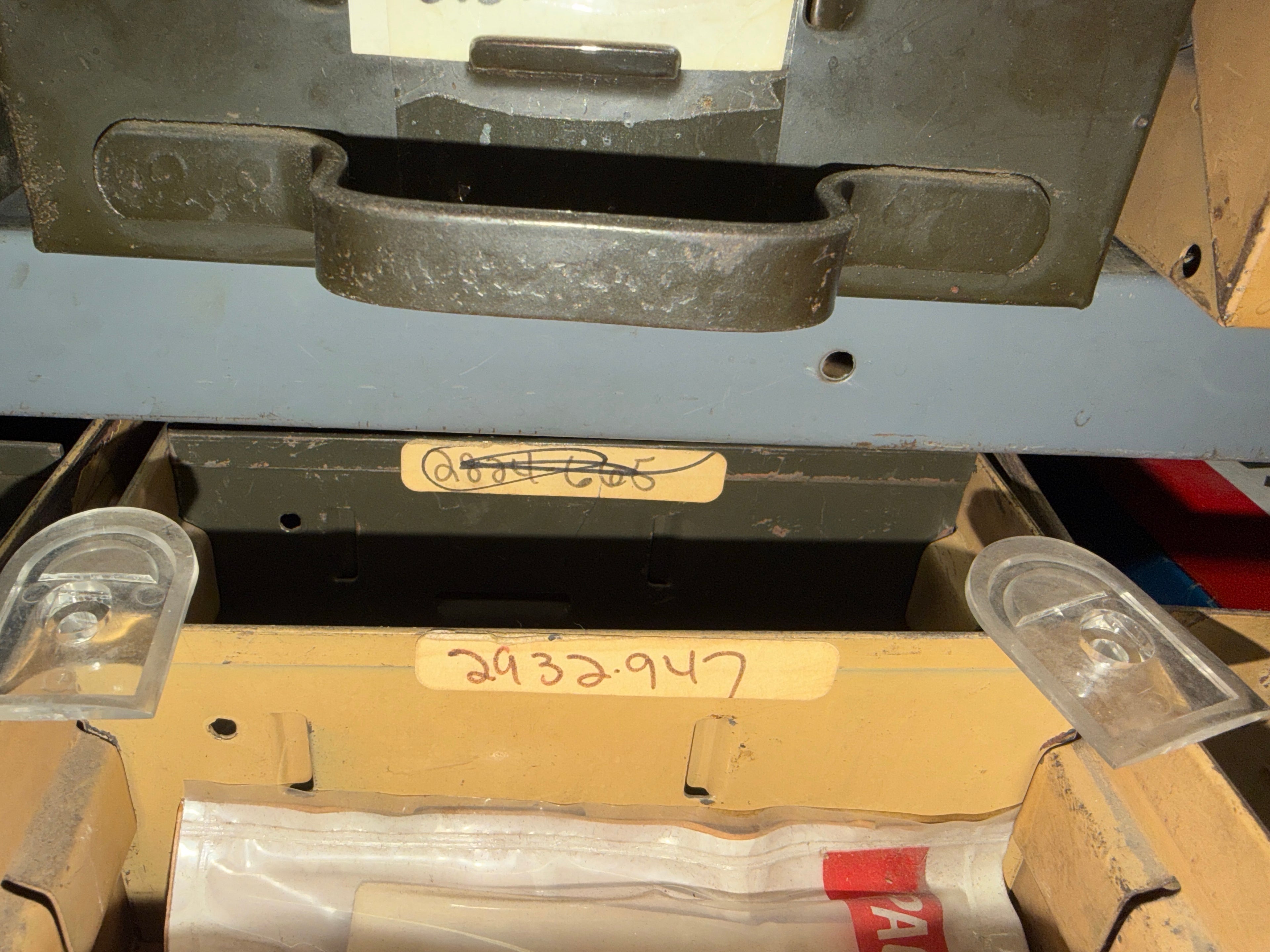 2932947 - clear lens, unknown application