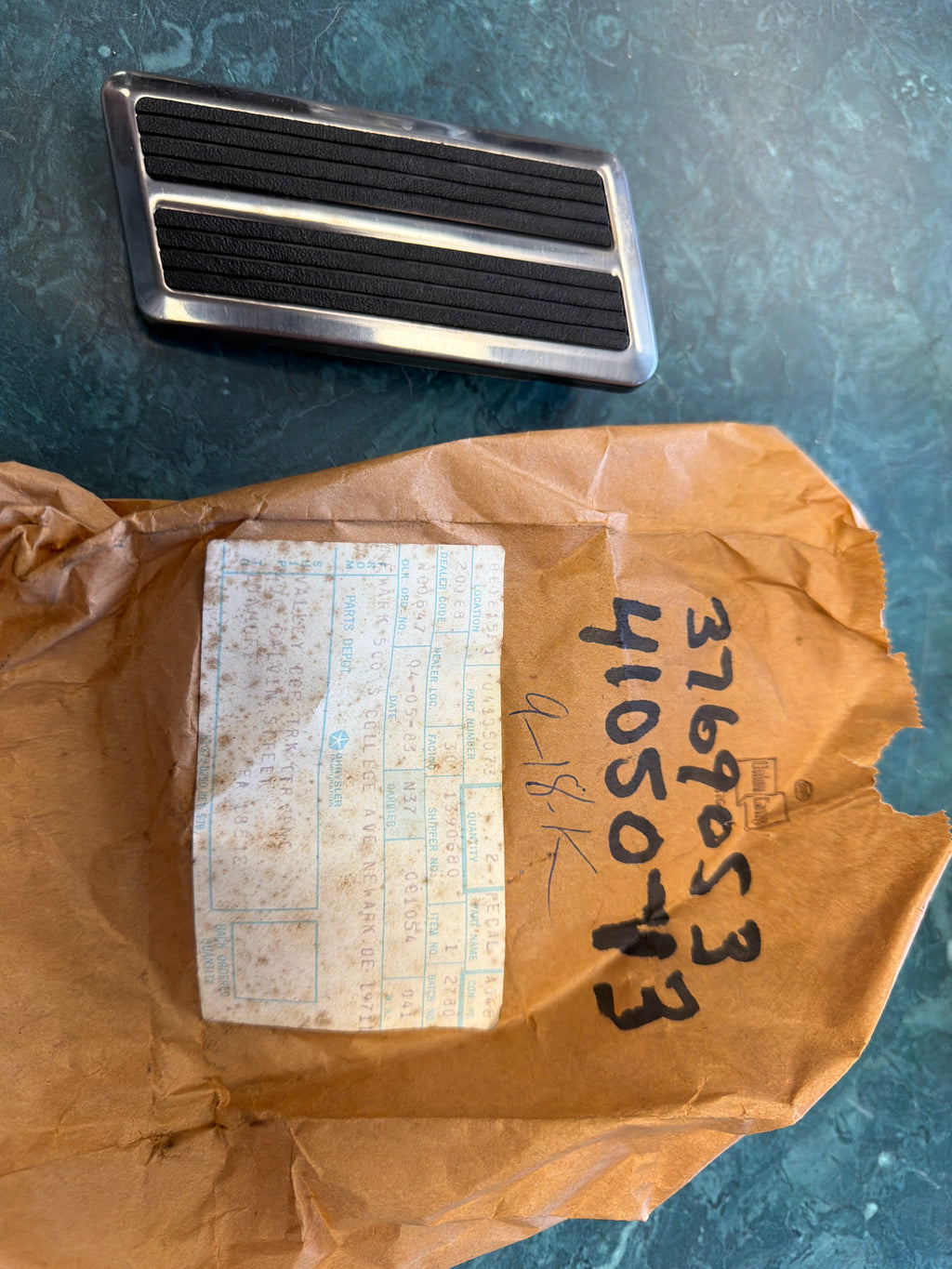 NOS 3769053, 4105073 72-76 Dart, Duster, Demon, Dart Sport, 73, 74 Cuda, Challenger, Charger, Road Runner, Satellite, 81-93 Dodge Truck, Gas Pedal W/Bezel