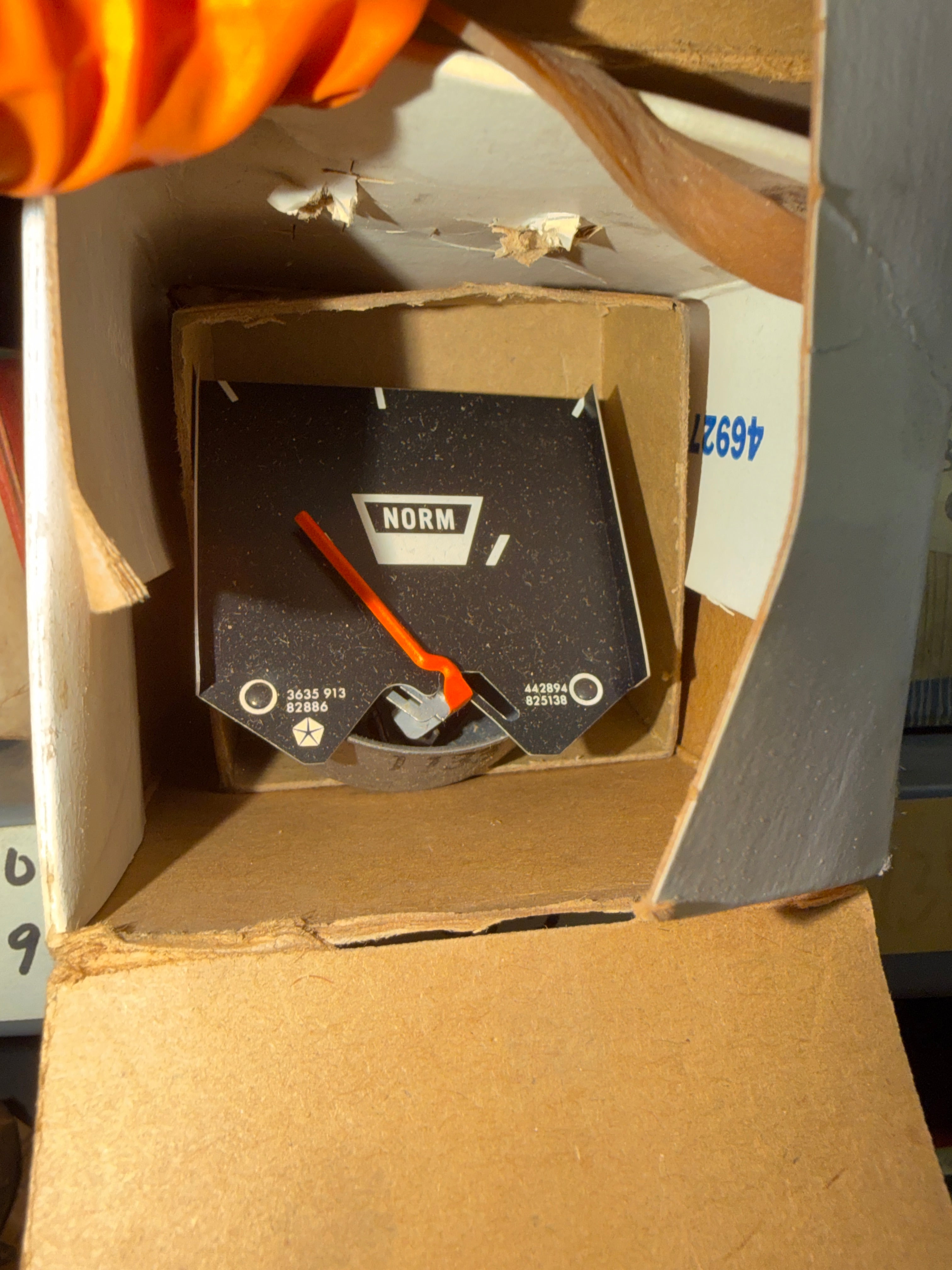 3635913 - temp gauge 1970-1 D/W All, 1972-73 D/W 400-800 - D/W 1970-71