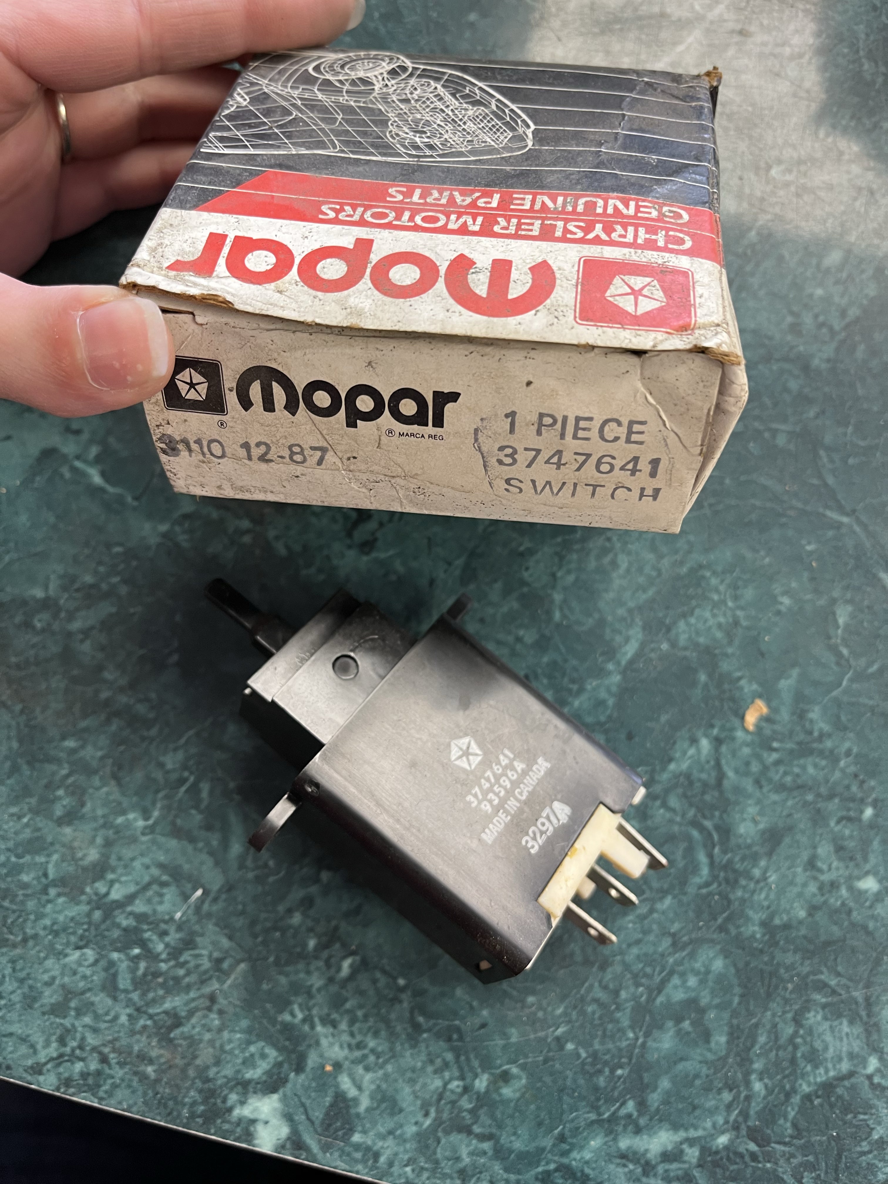rear defogger switch 1980-1988 Chrysler LeBaron, Diplomat - 80's mopar full size car