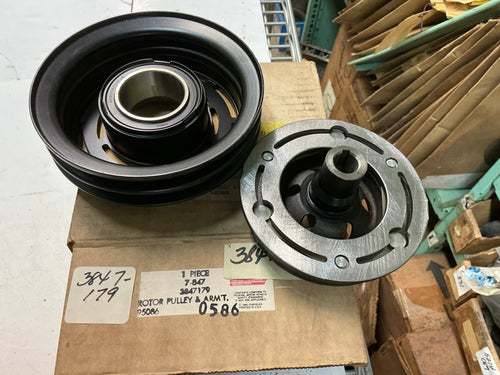 3847179 - ac compressor double groove clutch pulley, missing armature - 1984-1988 D/W/B LA Engine