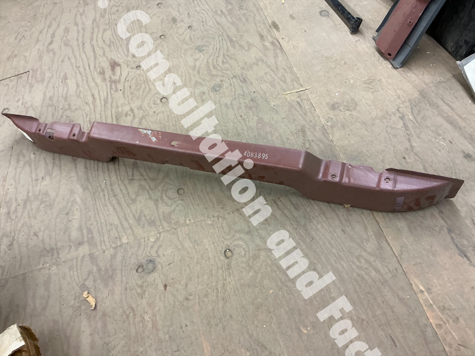 b van  grille lwr support 1978