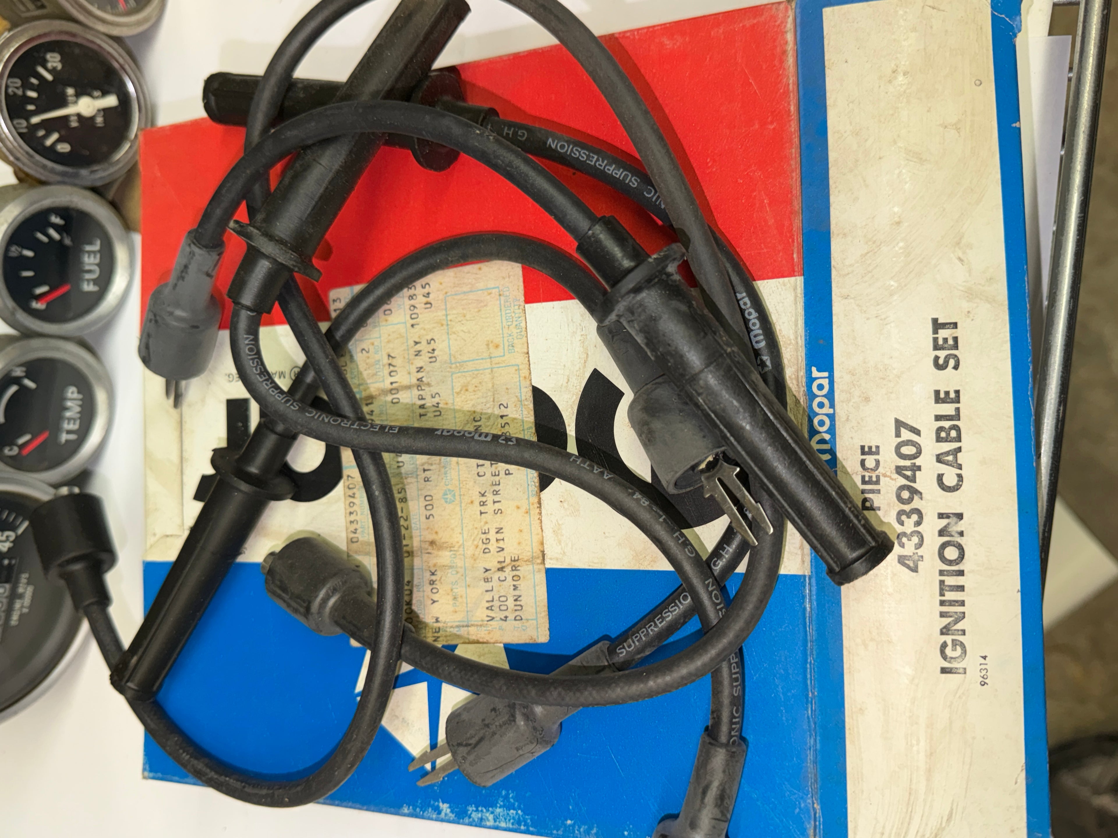Ignition cable set 2.2, 2.6 4cyl engine 1981-85 - 2.2, 2.6 engine 1981-85