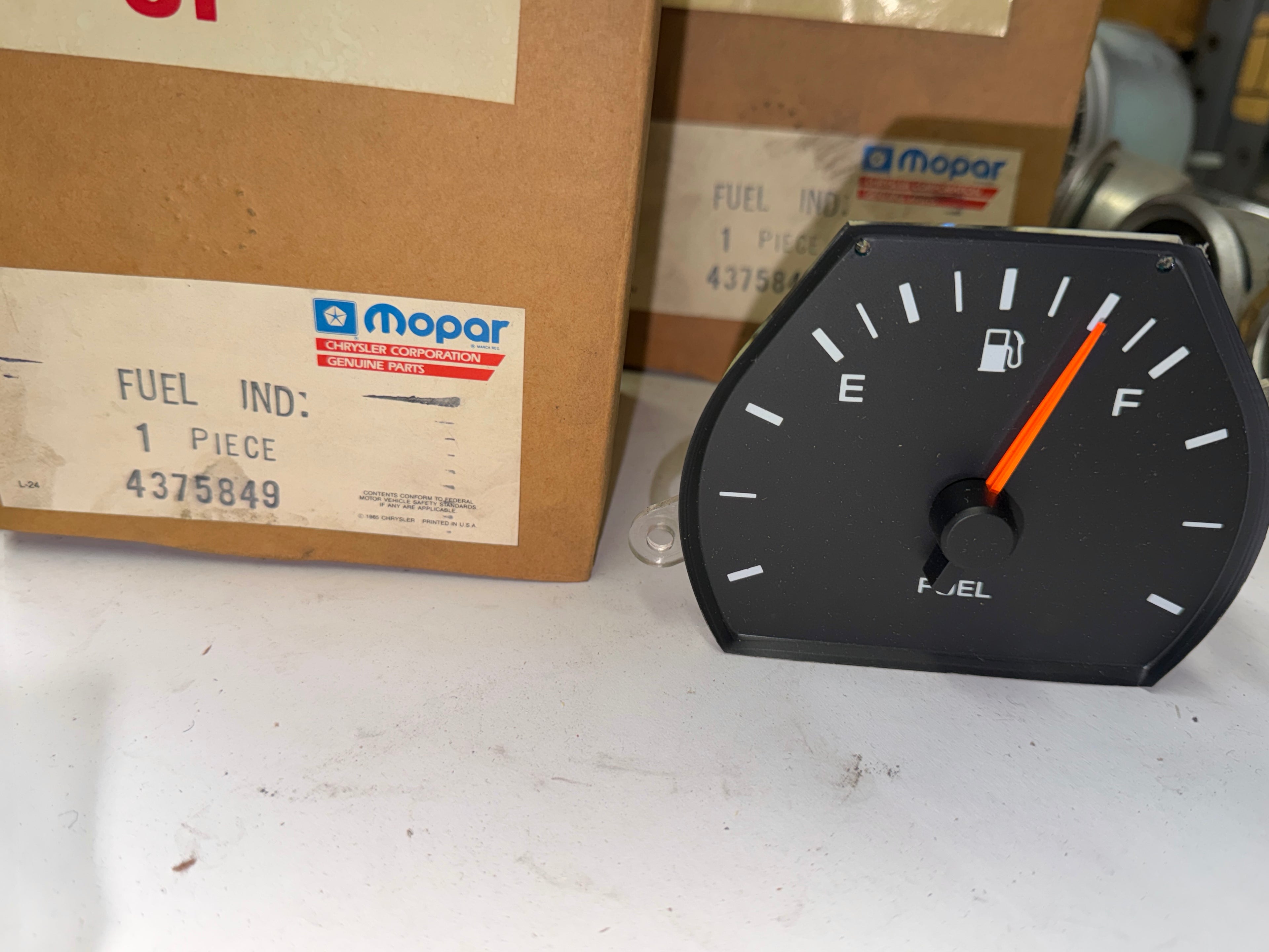 4375849 - gauge, fuel 1986-88 jeep - 1986-88 Jeep