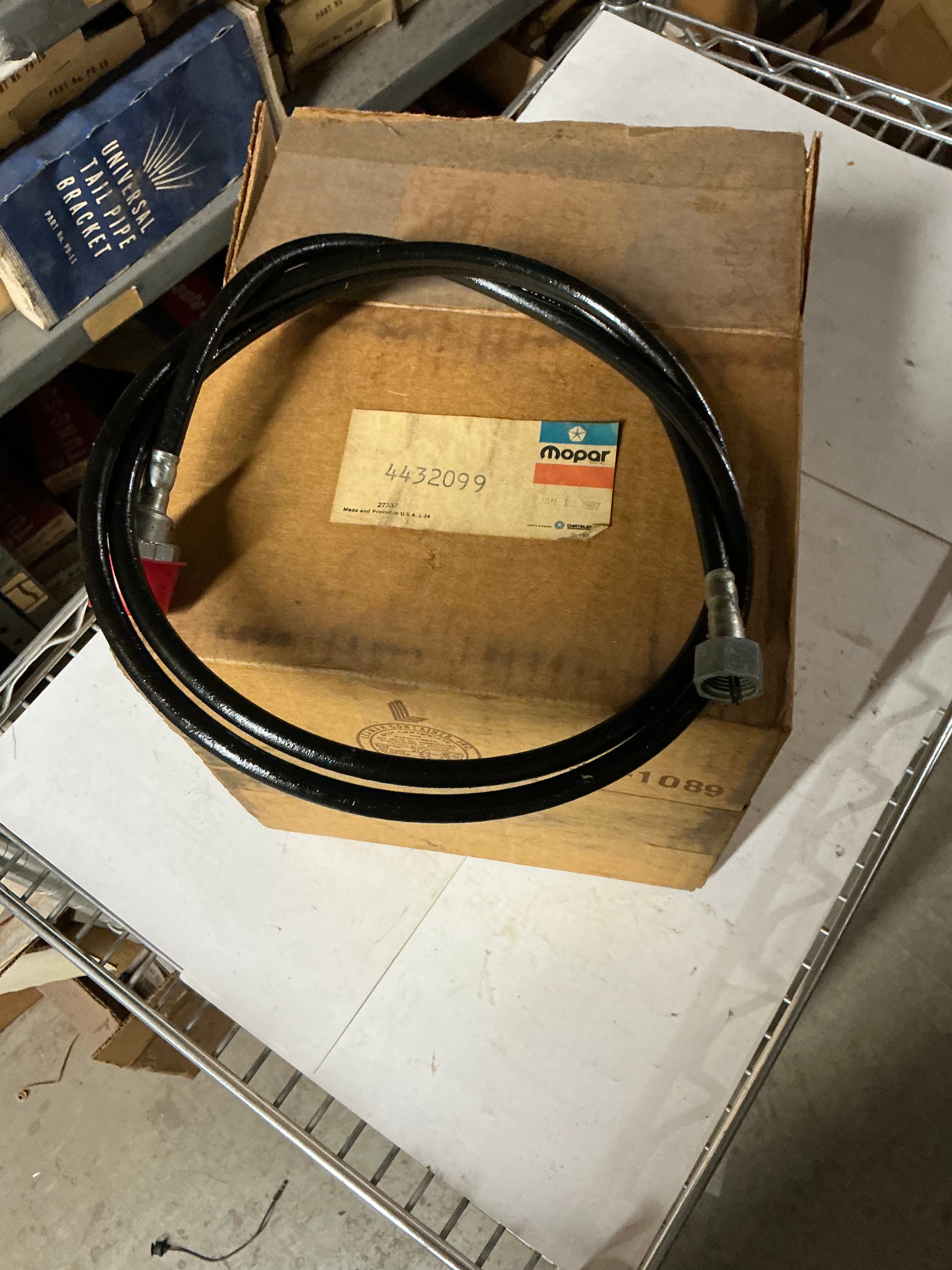 4432099 - cable, speedometer, 68" D5,6,7,8  (W1,2,3,AW1) 1981-88 - 1981-88 W