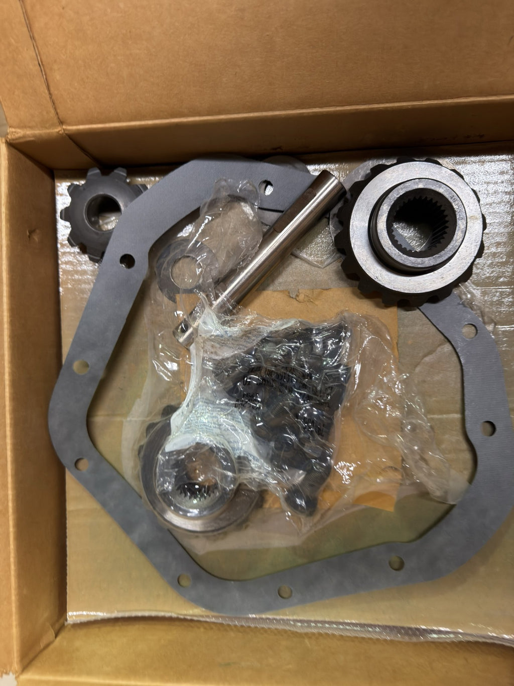 NOS Mopar 4778712 DANA 60 Front Differential Gear Kit - 4850 LB axle. 1994-99 Dodge Ram 2500 Dana 60, Free Shipping