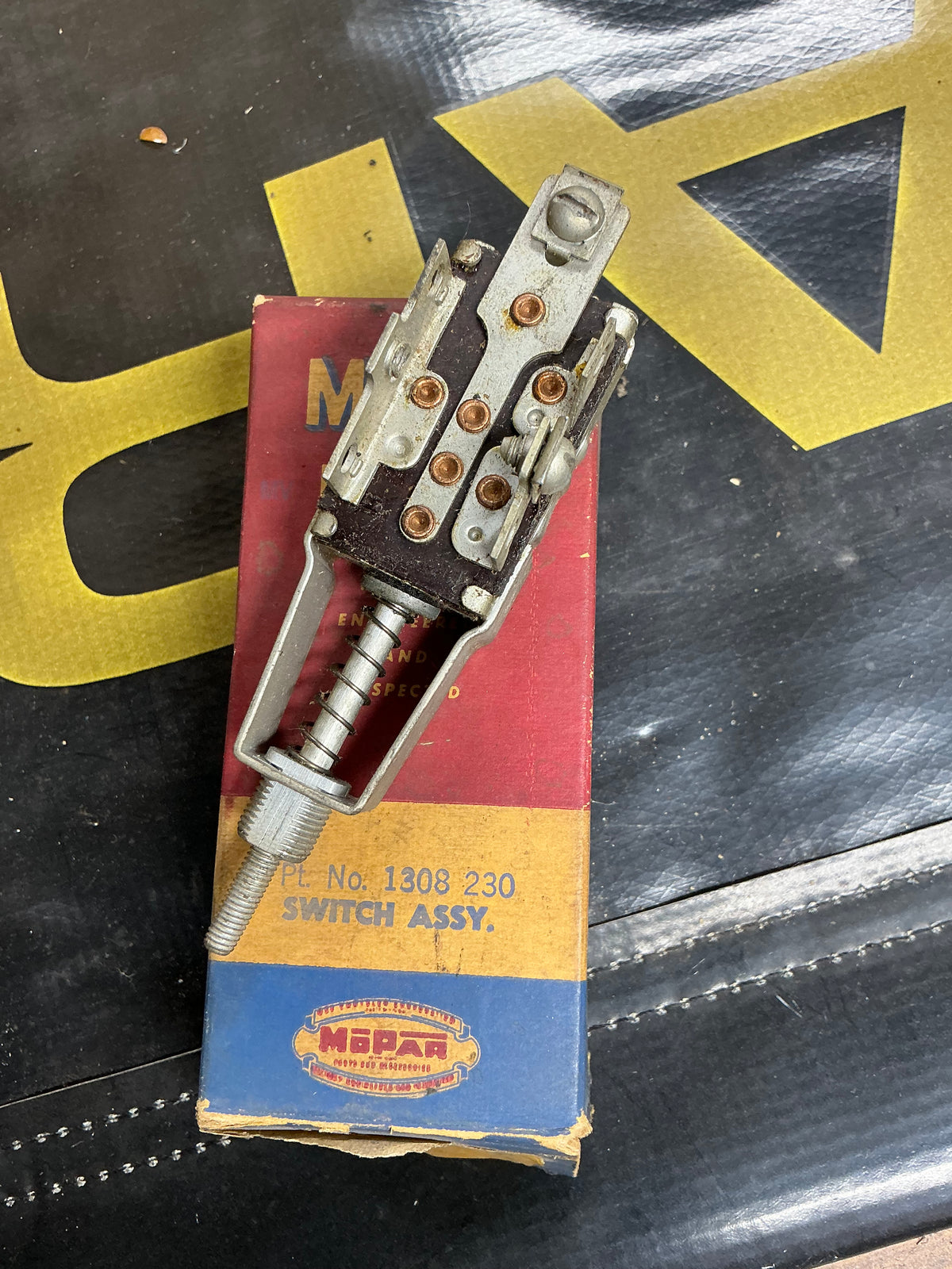 NOS 1308230 heater switch 1940-48 Chrysler, Dodge, Plymouth, Desoto. Model 36 & 48 heaters